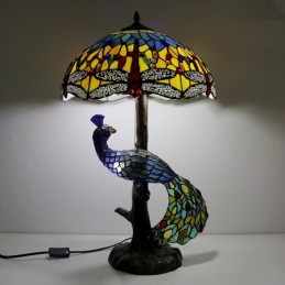 Stolní lampa z barevného...