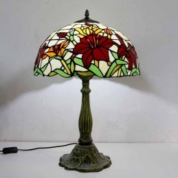 Ručně vyráběná stolní lampa...