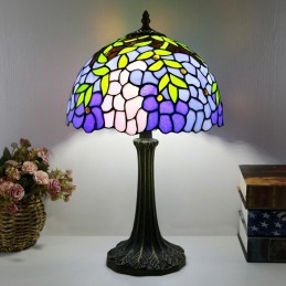 Žlutá stolní lampa ve stylu...